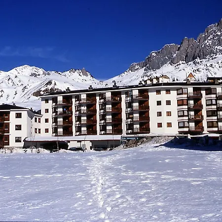 Ξενοδοχείο Nievesol 3*